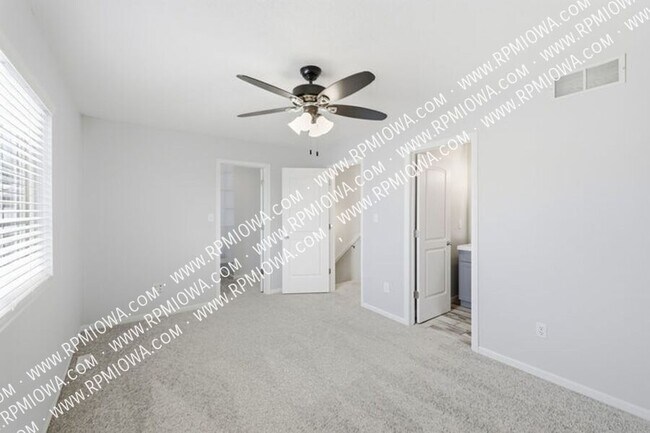 Building Photo - 4025 SE 25th St