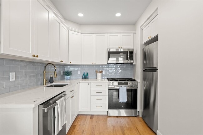 Building Photo - 53 Thomas Park