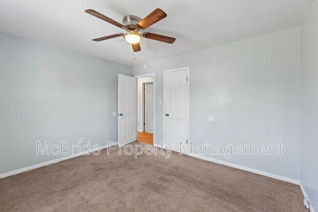 Building Photo - 293 Twin Pines Dr