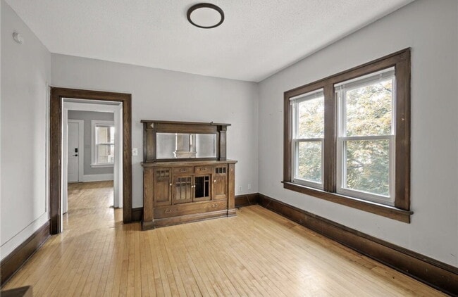 Building Photo - 3400 Elliot Ave