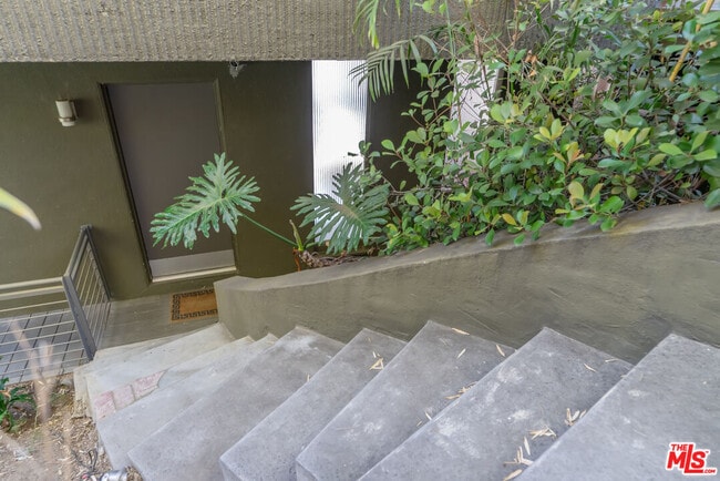 Building Photo - 2479 Lanterman Terrace