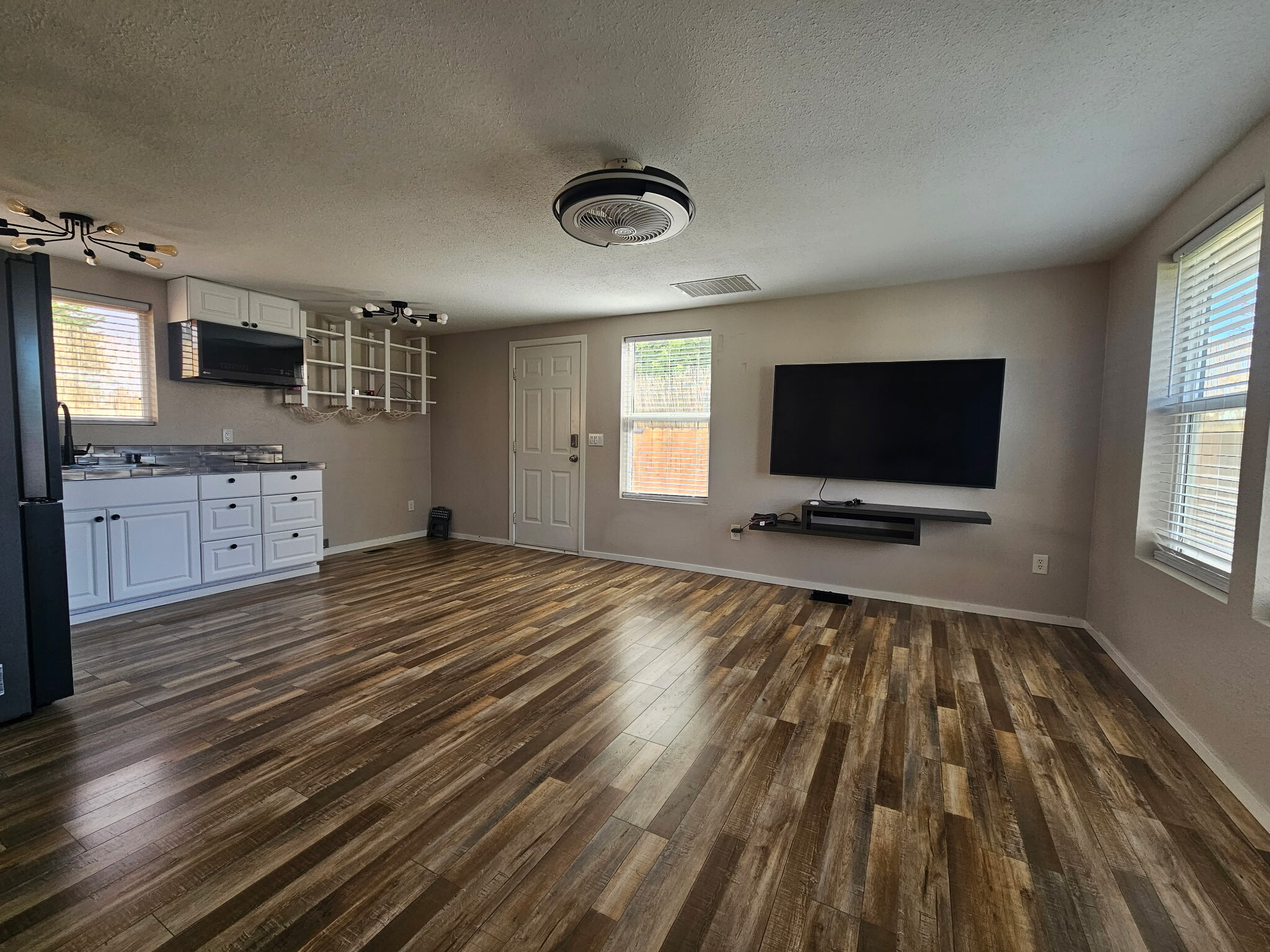 Building Photo - 5145 Quinella Ct