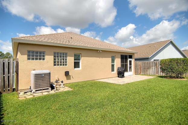 Building Photo - 1854 Sun Gazer Dr
