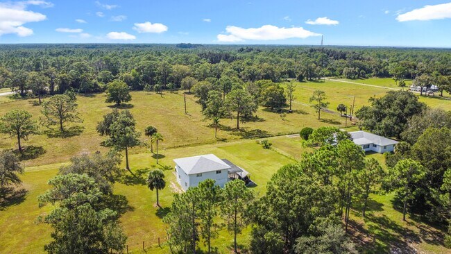 Building Photo - 13850 Co Rd 512