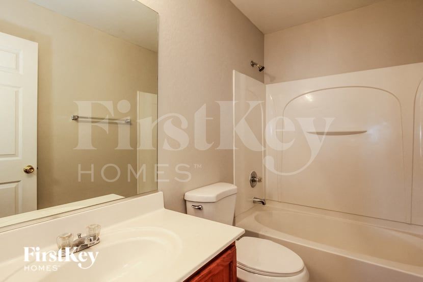 Building Photo - 22352 W Tonto St