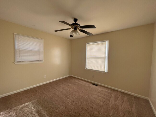 Building Photo - COMING SOON! Nice 3 BR House for Rent! W/D Hookups, Off-Street Parking, Pets Ok!