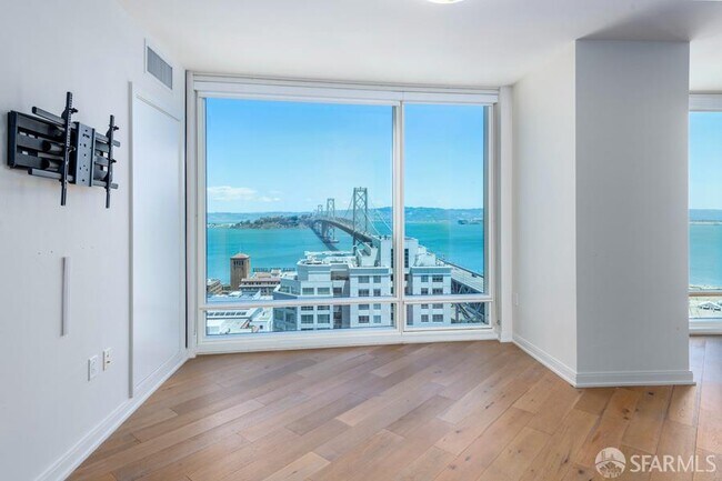 Building Photo - 401 Harrison St