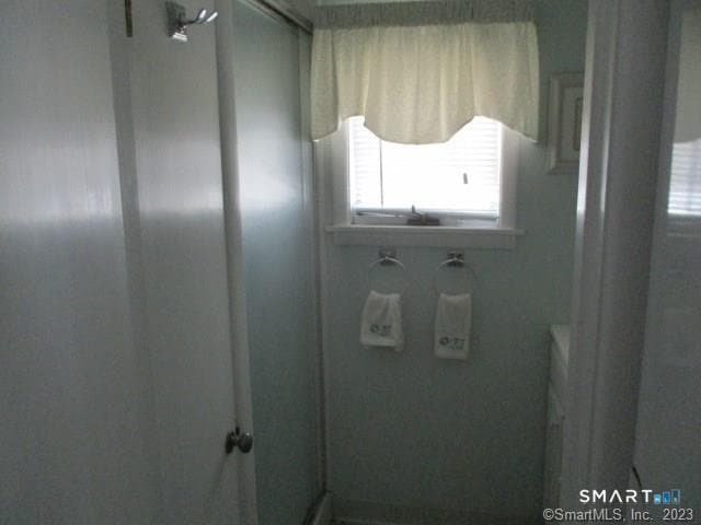 Building Photo - 49 Shoreline Dr