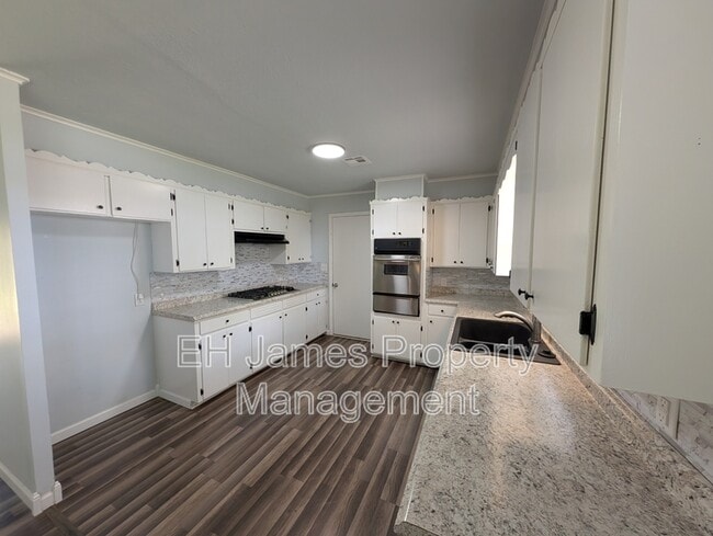 Building Photo - 5214 S Delaware Pl