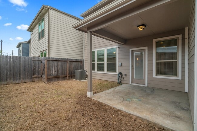 Building Photo - 10312 Marston Vineyard Dr