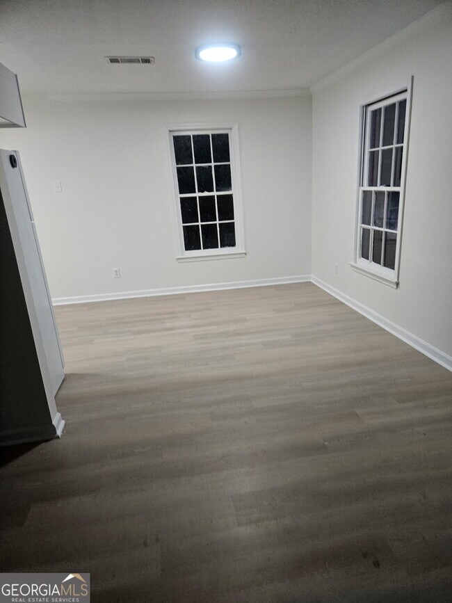 Building Photo - 5604 Estates Ct