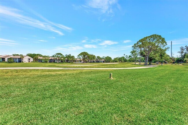 Building Photo - 3141 Heatherwood Ln