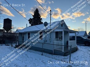 Building Photo - Tiny home on Birch St