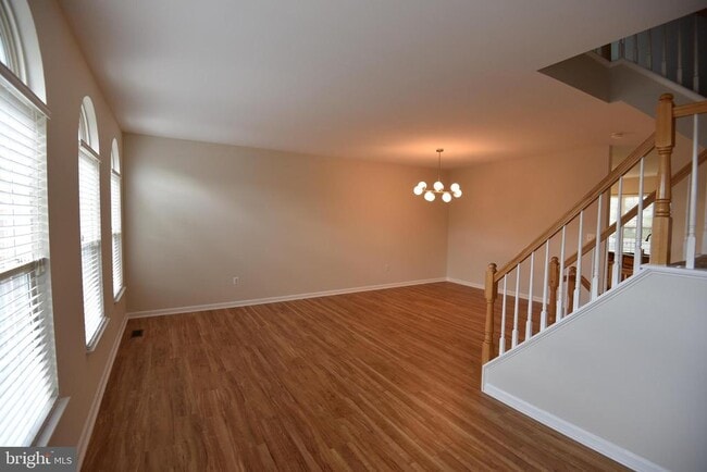 Building Photo - 44057 Rising Sun Terrace