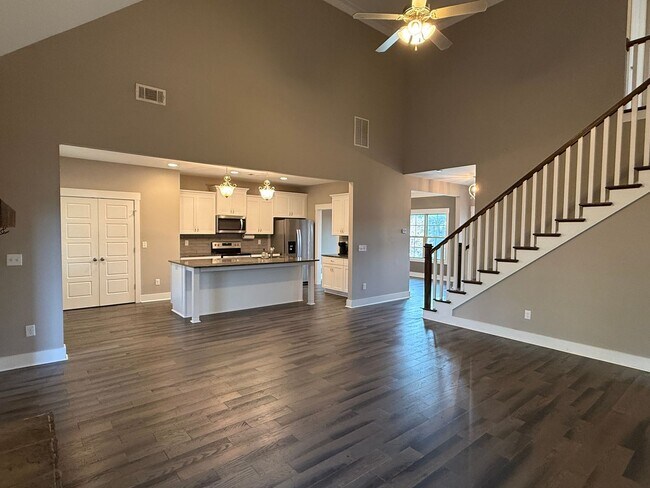 Building Photo - Beautiful Craftsman Style 2 Story Home in Parkerson`s Mill