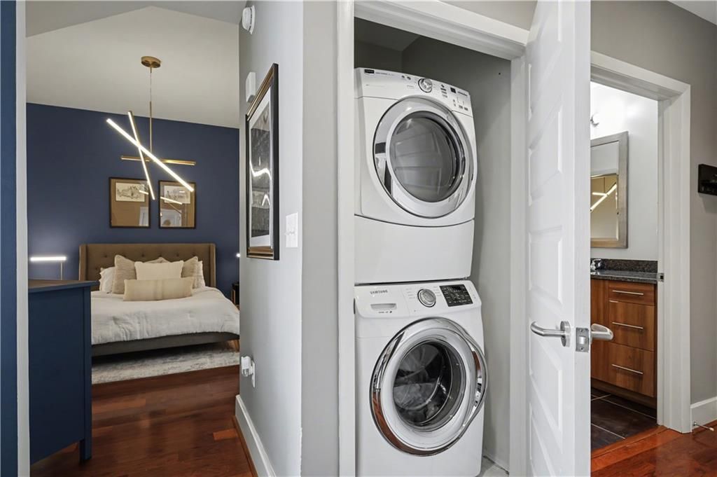 Building Photo - 1080 Peachtree St NE