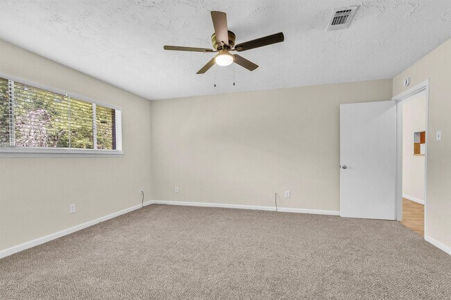 Building Photo - 23038 Banquo Dr