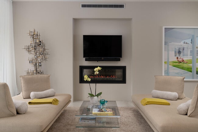 Building Photo - 177 Westlake Dr