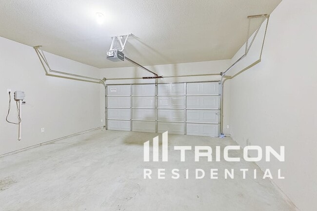 Building Photo - 509 Dogwood Dr