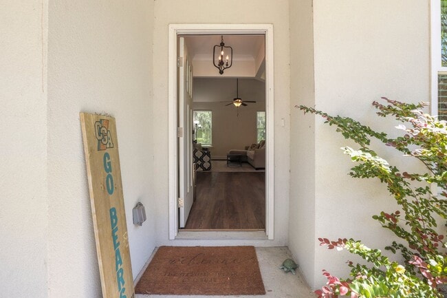 Building Photo - 3 Bedrooms, 2.5 Baths, and Endless Coastal Charm in Townsend, GA