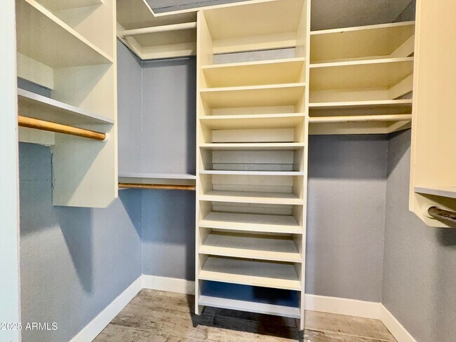 Building Photo - 13410 North 47th Pl