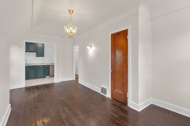 Building Photo - 3460 Haverhill St