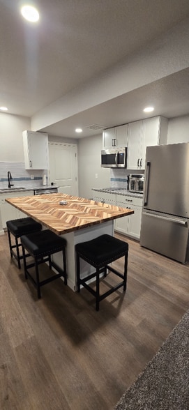 Building Photo - 618 Apex Trail