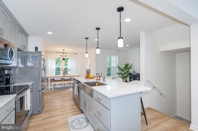 Building Photo - 64 Tate Manor Dr