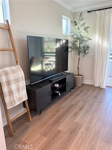 Building Photo - 2241 Horseback Rd