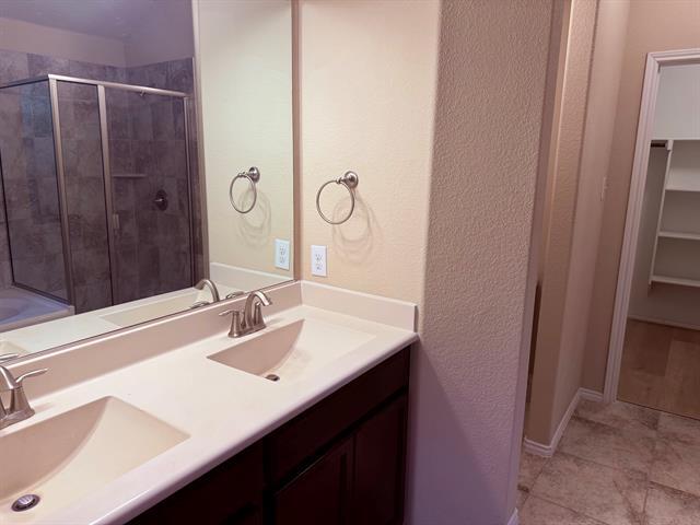 Building Photo - 12009 Clearpoint Ct