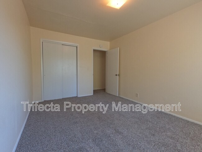 Building Photo - 1125 Peterson St