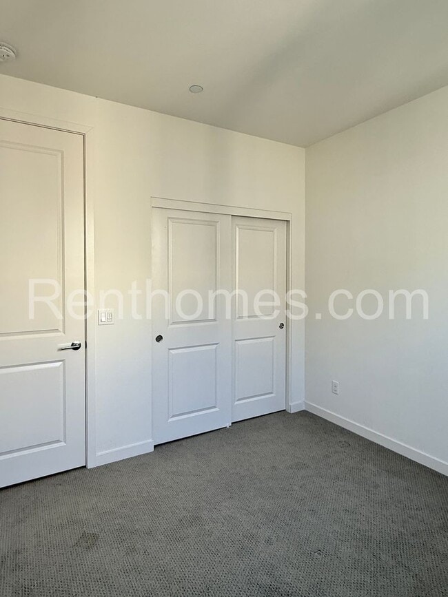 Building Photo - 10441 Harlow Cir