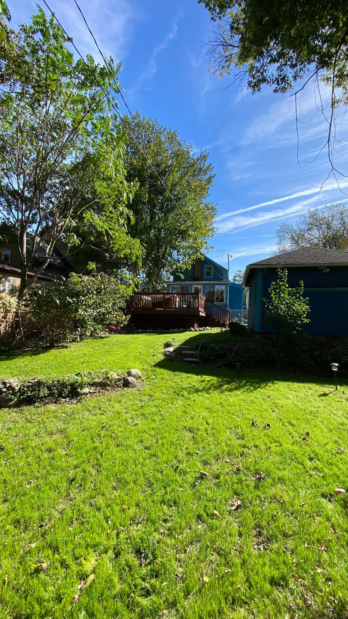 Building Photo - 337 Beakes St