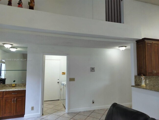 Building Photo - 10401 NW 18th Dr
