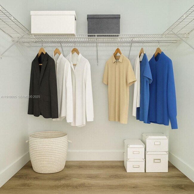 Building Photo - 7300 NW 114th Ave