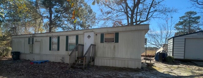 Primary Photo - Rent this 2 Bedroom, 1 Bath home in Aiken!