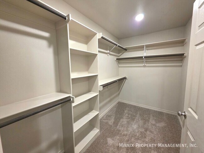 Building Photo - 1328 Bajada St