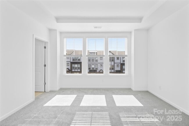 Building Photo - 3236 Stelfox St