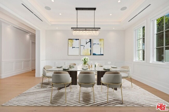 Building Photo - 9929 Anthony Pl