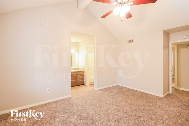 Building Photo - 11814 Perry Rd