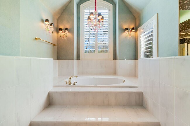 Building Photo - Luxury Custom Home in Folsom with Pool, 3-Car Garage & 4,300+ Sq Ft!