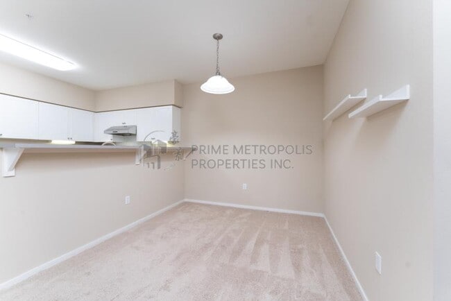 Building Photo - 2 bedroom in Lynnwood WA 98087