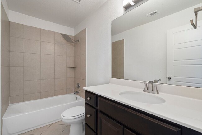 Building Photo - 5804 Loblolly Ln