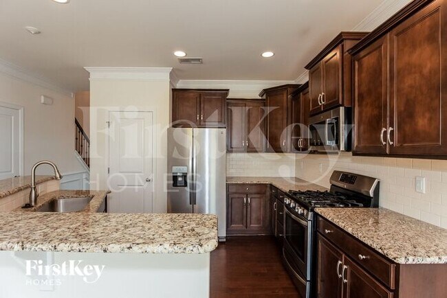 Building Photo - 104 Rock Hopper Ln