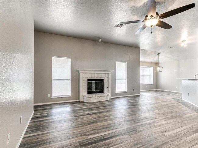 Building Photo - 2700 NW 161st Cir