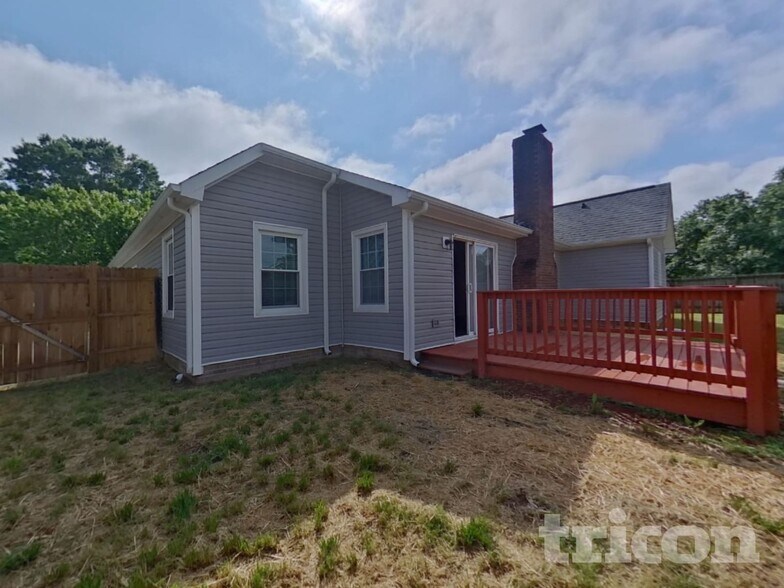 Building Photo - 11106 Pinetta Ln