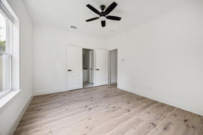 Building Photo - 4131 Mallow St