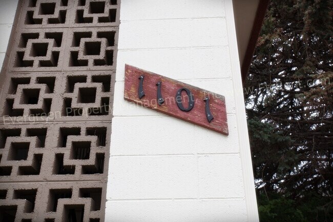 Building Photo - 1101 Emigh St