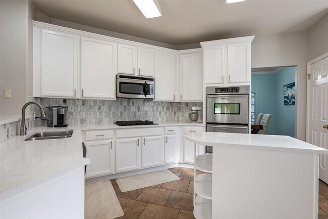 Building Photo - 4435 Hunters Lodge Dr