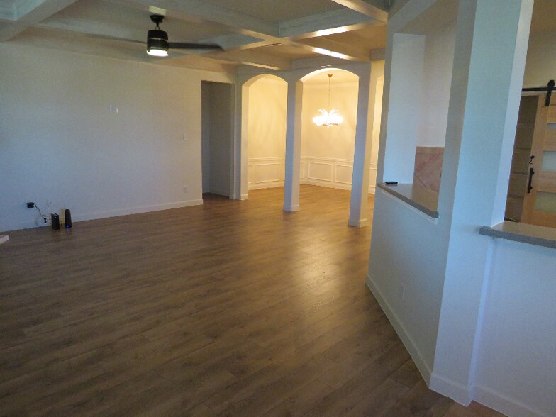 Building Photo - 137 Conway Castle Dr